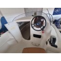 Barco QUICKSILVER 460 com o motor MARINER 40HP 4T. COM TRIME