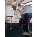 Barco QUICKSILVER 460 com o motor MARINER 40HP 4T. COM TRIME